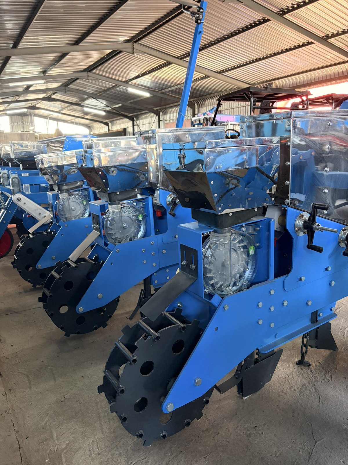 No-Till Planters, close view (frame 11)