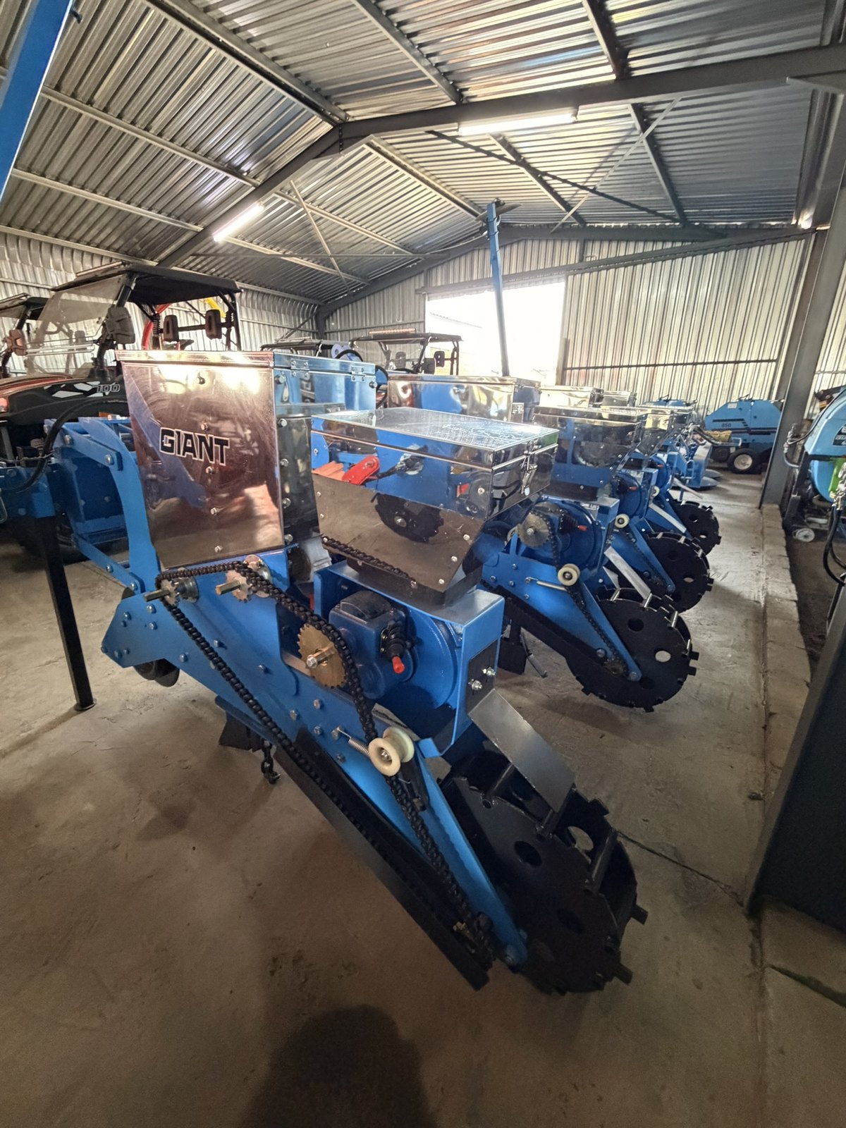 No-Till Planters, three-quarter view