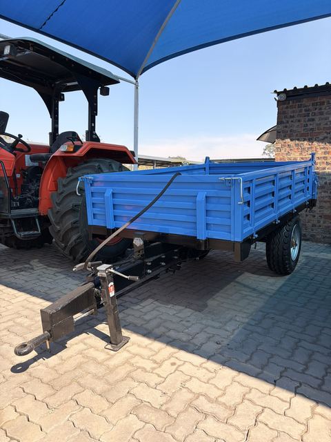 Tipper Trailers, side view