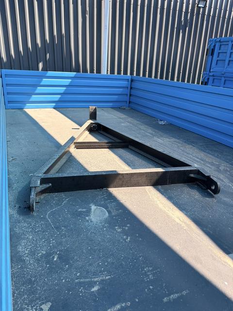 6 Ton Standard Trailer, inside the trailer body