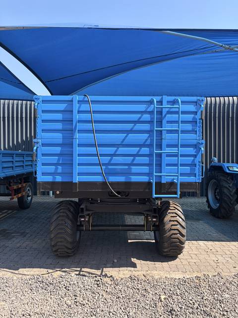 10 Ton Dropside Trailer, front view