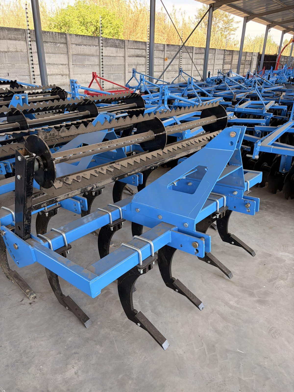 Chisel Ploughs with Roller, photographed on the supplier's floor