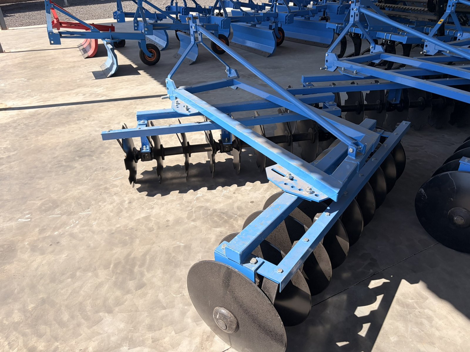 Mounted Disc Harrows, photographed on the supplier's floor (frame 10)