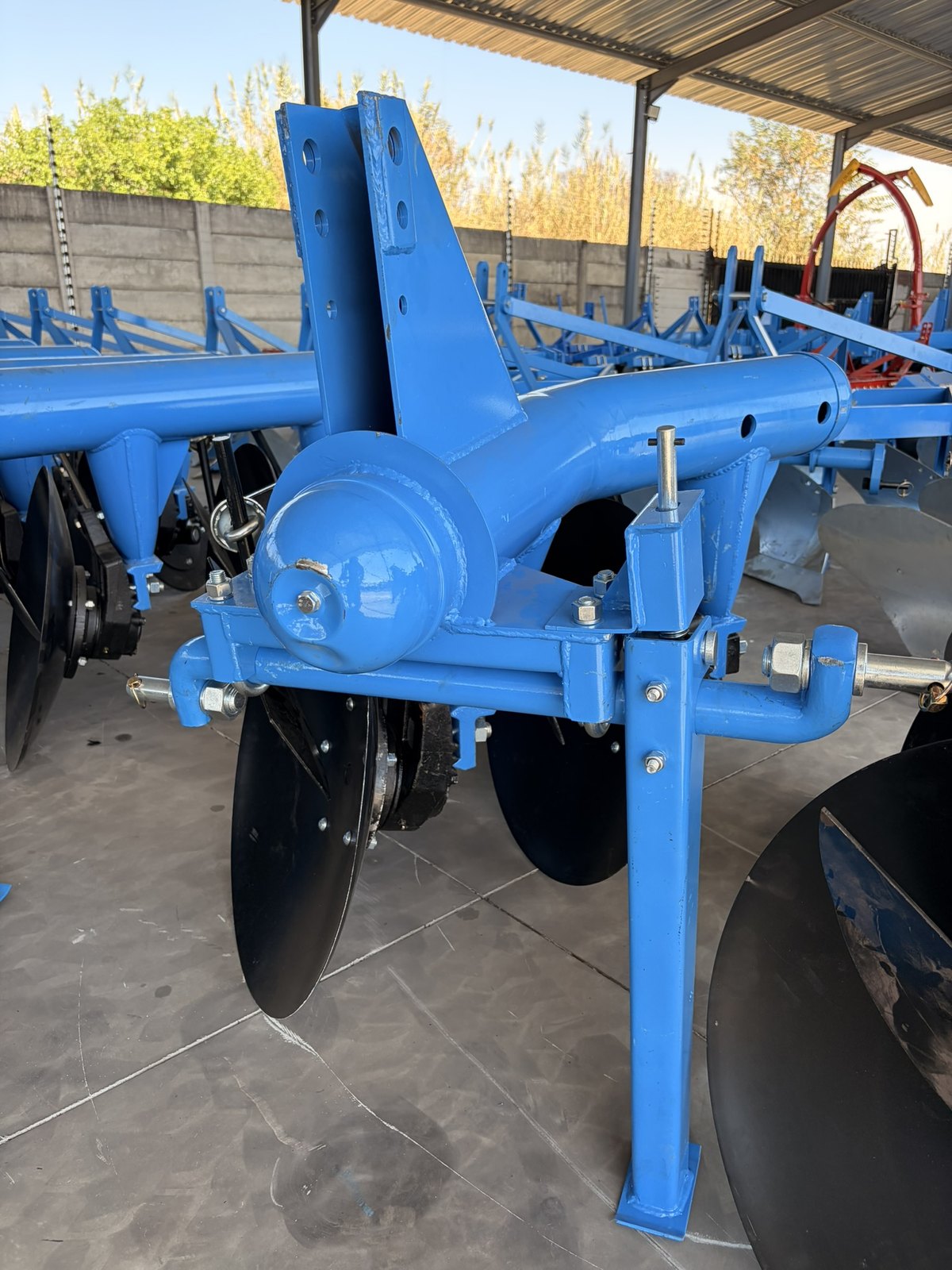 Disc Ploughs, close view (frame 7)