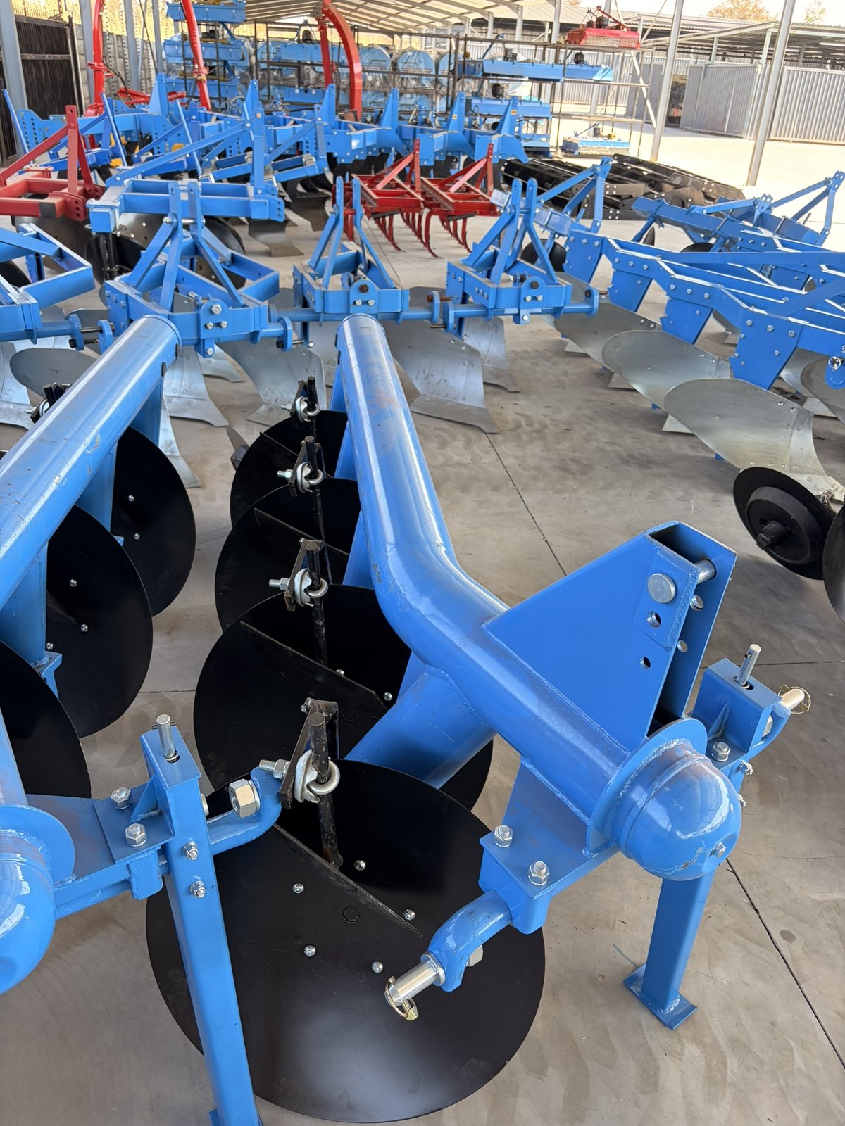 Disc Ploughs, close view (frame 10)