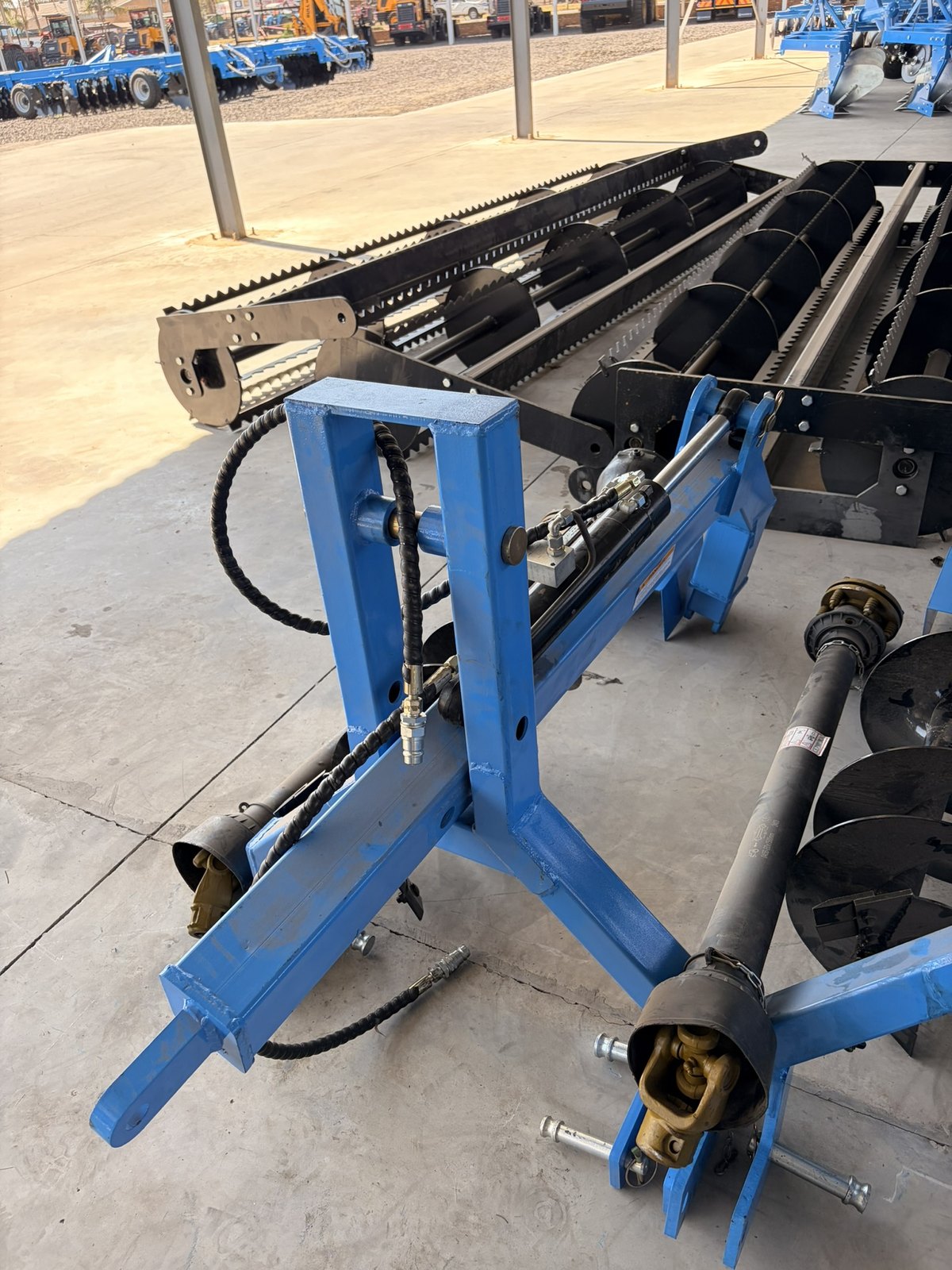 Hydraulic Post Hole Digger, 20 cm, close view (frame 3)