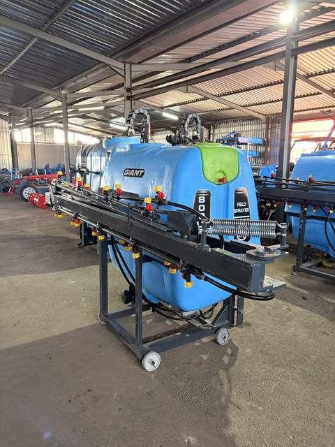 Boom Sprayers, three-quarter view (frame 9)