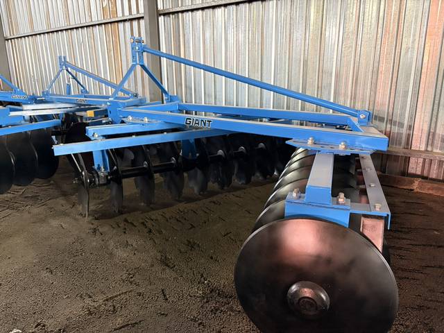 Mounted Disc Harrows, three-quarter view (frame 5)