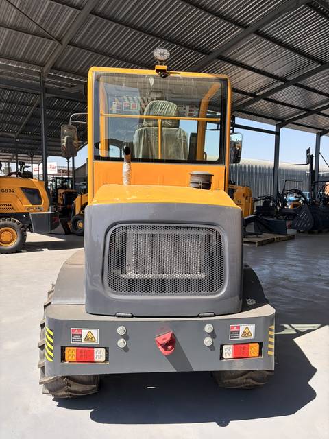 LY908C Wheel Loader, 800 kg, close view (frame 6)